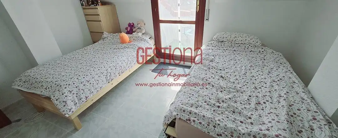 Habitación de Ático en venta en Noja con Terraza, Balcón y Piscina comunitaria
