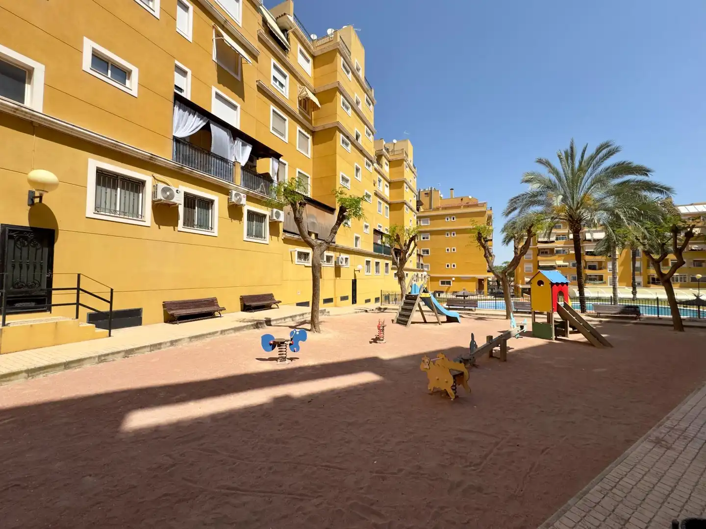 Vista exterior de Piso en venta en Aspe con Calefacción, Jardín privado y Terraza