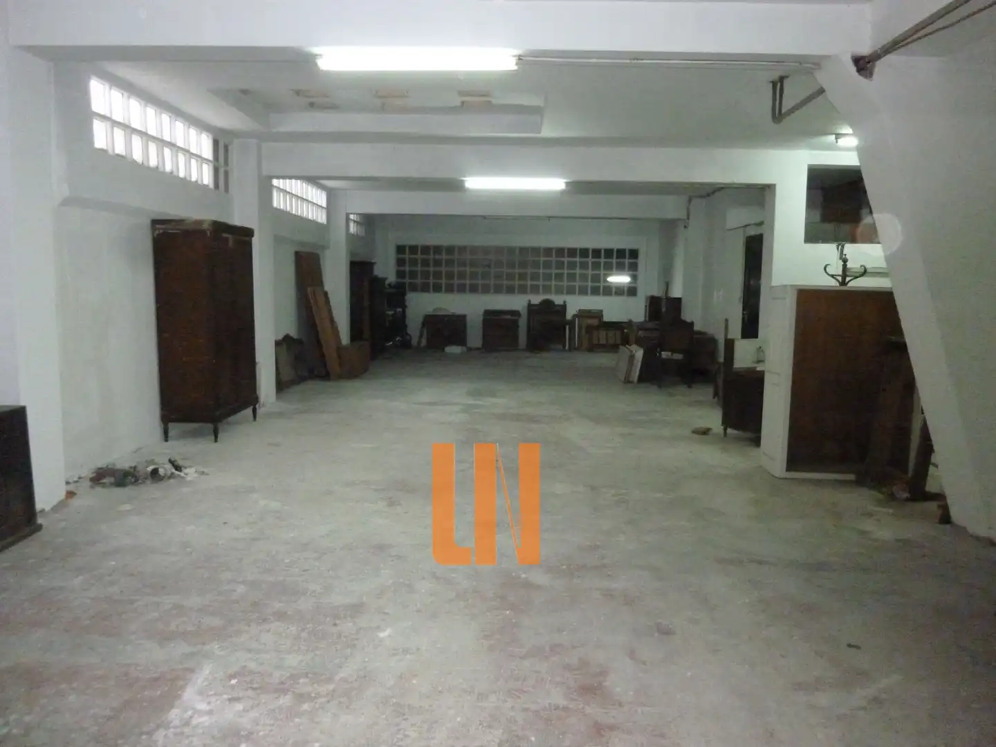 Business premises for sale in Centro - Juan Flórez - Plaza Pontevedra
