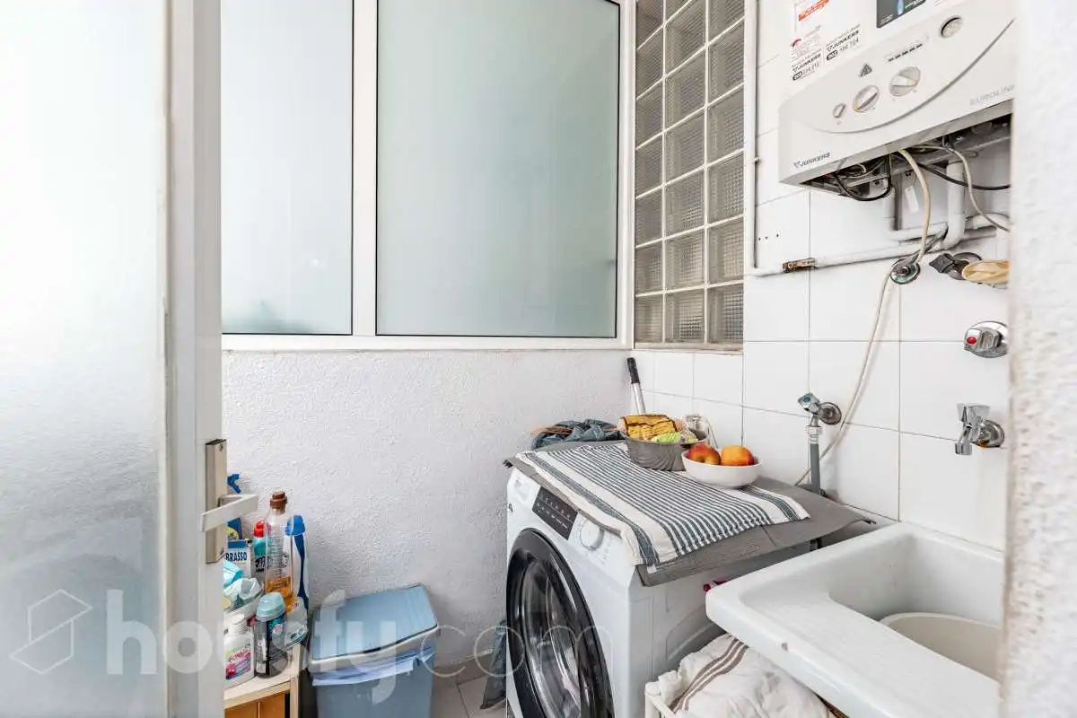 Habitación de Piso en venta en Barcelona con Aire acondicionado, Calefacción y Amueblado