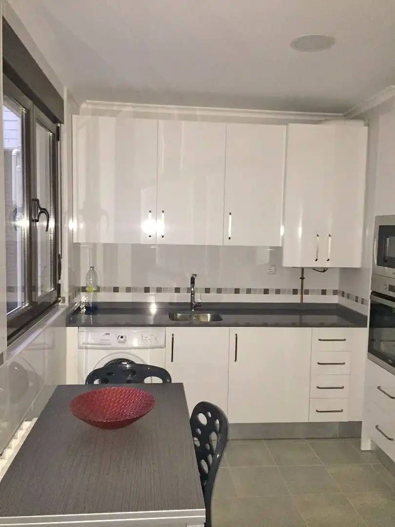 Cocina de Piso en venta en Benavente con Amueblado