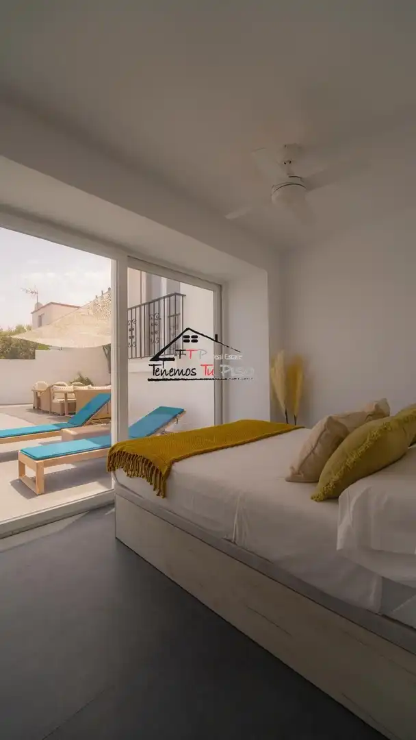 Dormitori de Casa o xalet en venda en Peñíscola / Peníscola amb Aire condicionat, Calefacció i Jardí privat
