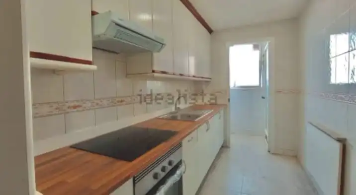 Piso de alquiler en Carrer de Joan d'Àustria, Centro