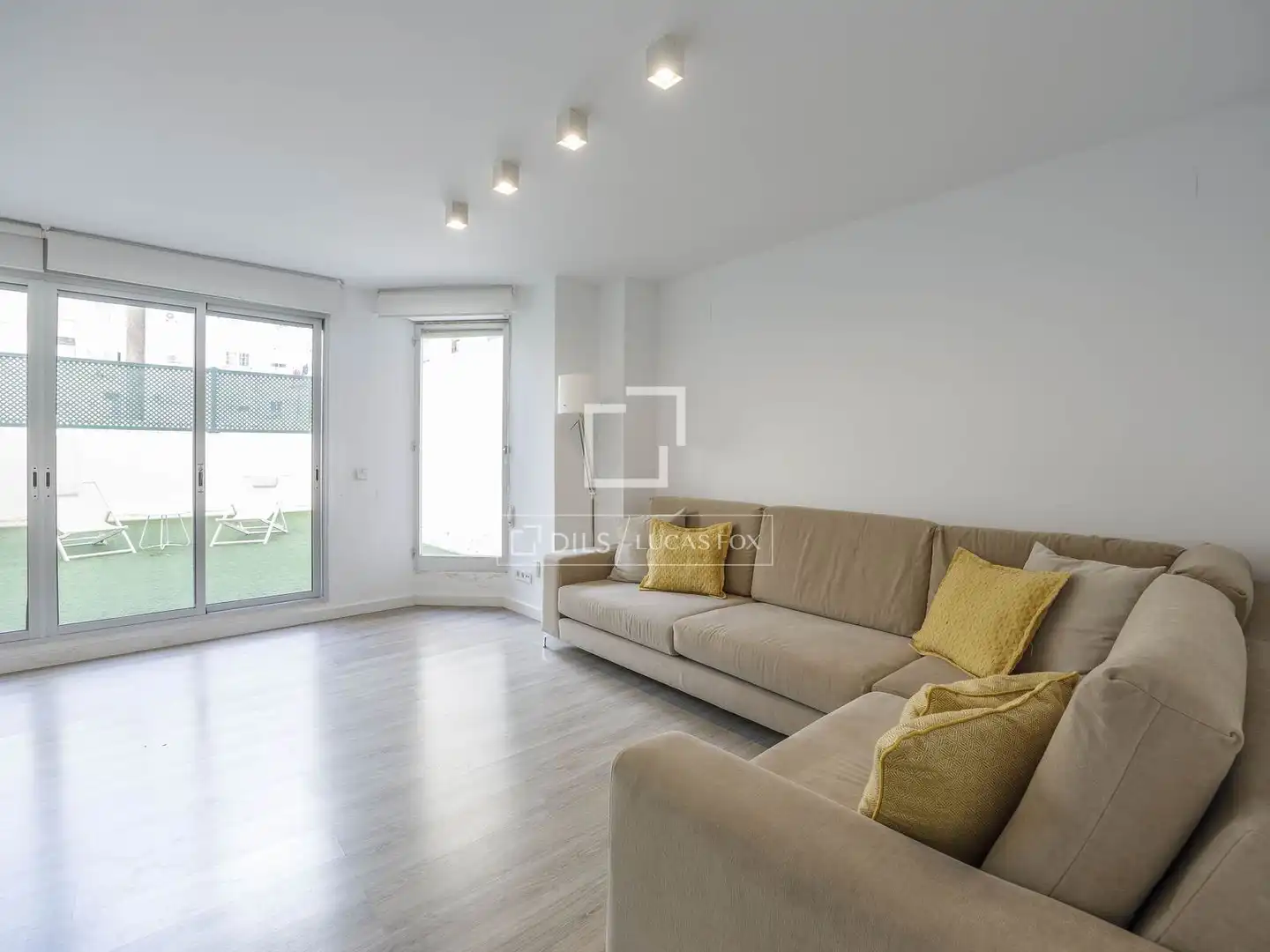 Wohnzimmer von Wohnung zur Miete in Valencia mit Klimaanlage, Heizung und Parkett