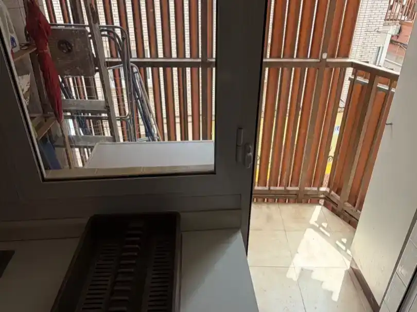 Terrasse von Wohnung zur Miete in  Murcia Capital mit Klimaanlage und Balkon