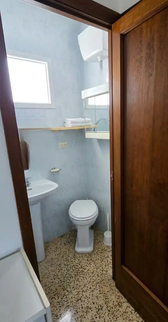 Bathroom of Flat for sale in Manacor  with Terrace, Furnished and Microwave