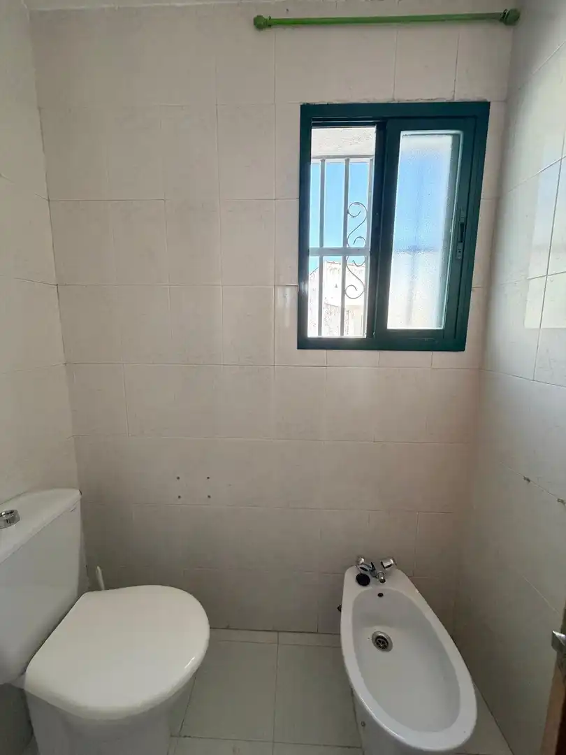 Bathroom of Houses for sale in Valdelacalzada