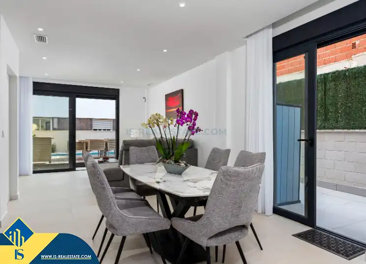 Chalet con piscina en venta en Los Secanos, imagen 10