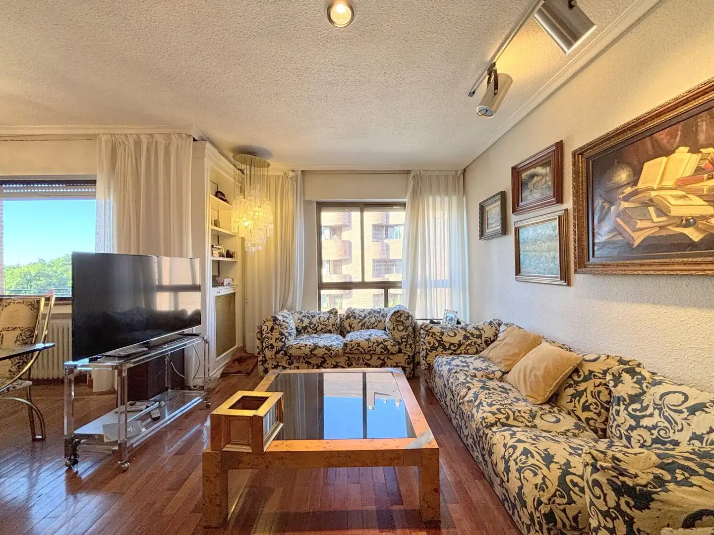 Living room of Flat for sale in Ávila  with Heating, Parquet flooring and Terrace
