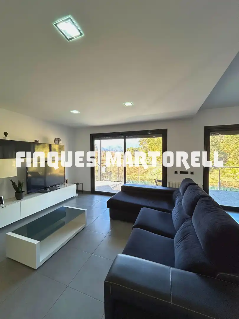 Living room of Houses for sale in Santa Coloma de Farners  with Air Conditioner, Heating and Private garden