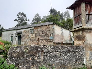 Casa rústica amb jardí en venda a Camino MOUGA