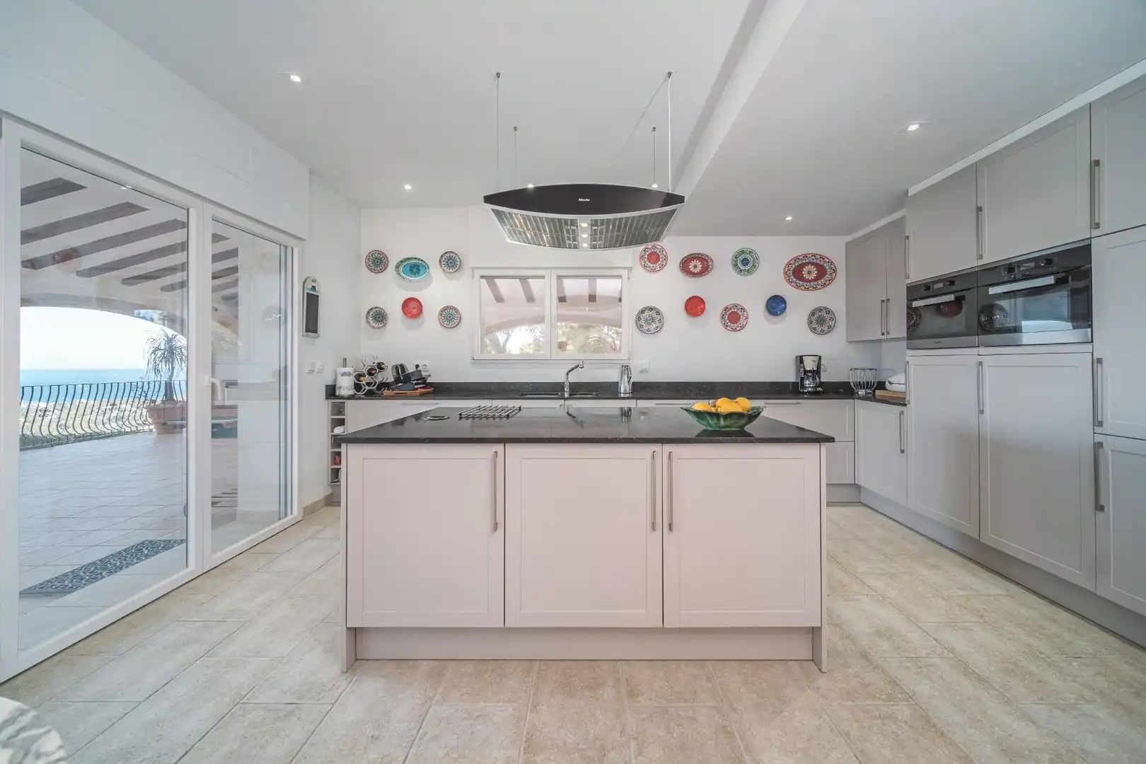 Kitchen of Houses for sale in Jávea / Xàbia  with Air Conditioner, Private garden and Terrace