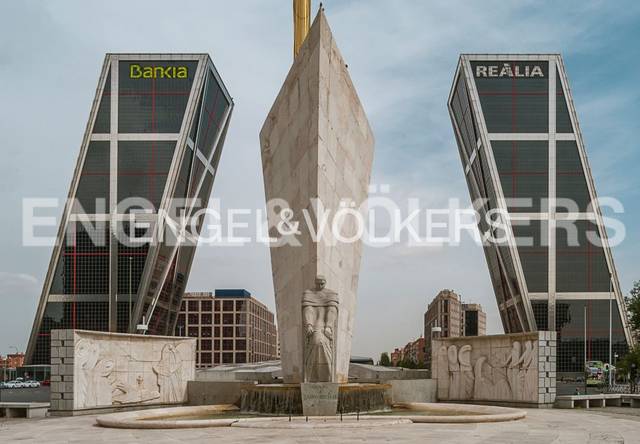 Piso en Venta en Valdeacederas