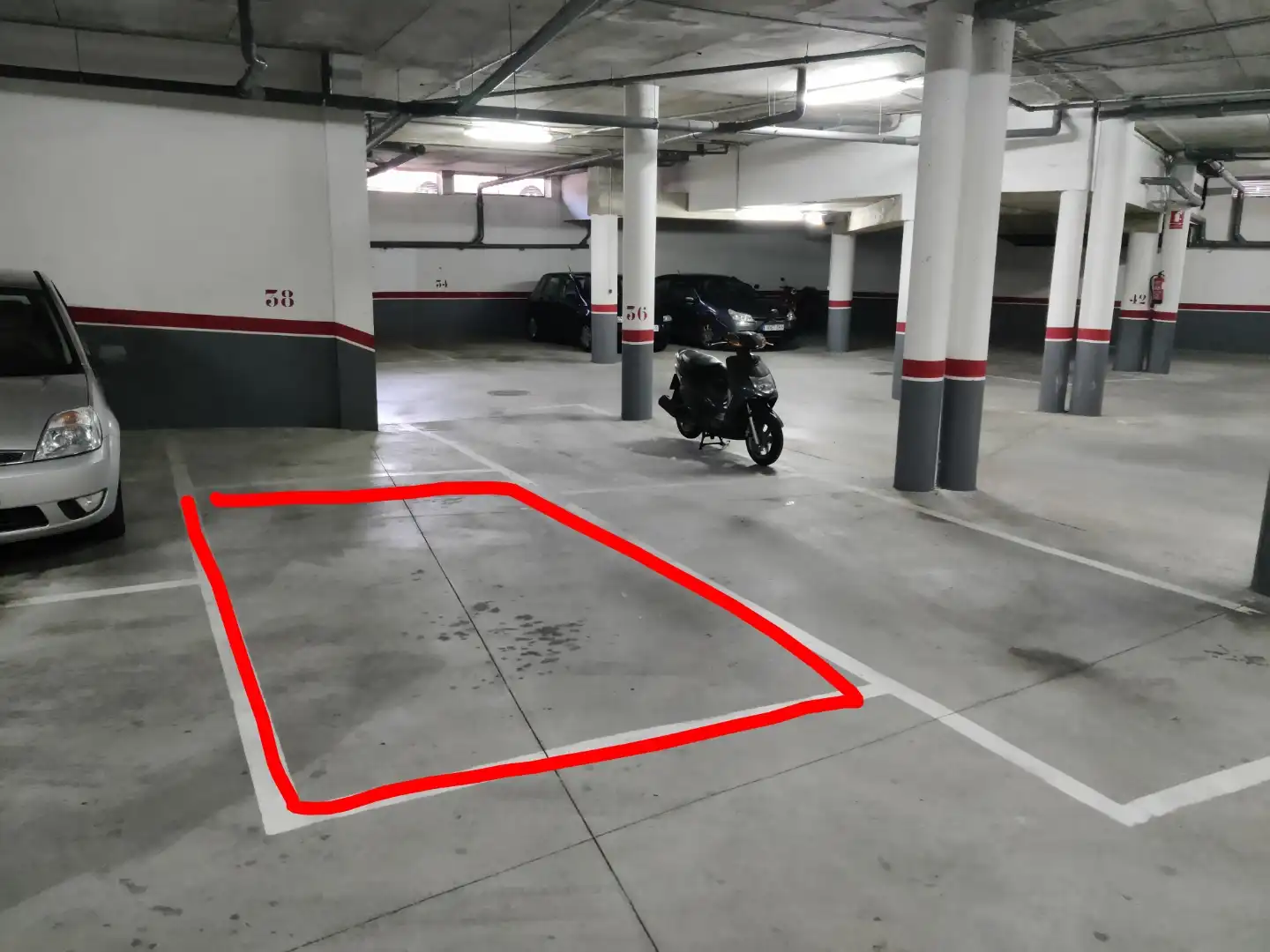 Parking of Garage for rent in Villaquilambre