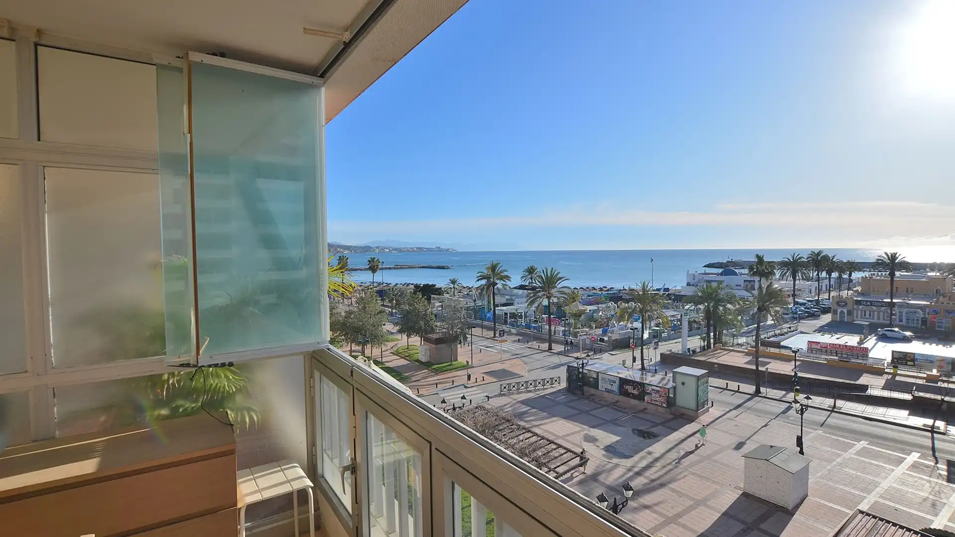 Habitación de Apartamento en venta en Fuengirola con Aire acondicionado, Terraza y Amueblado