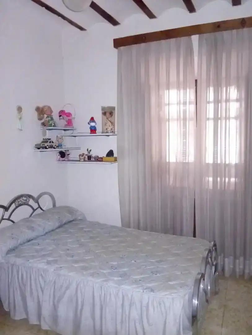 Dormitori de Casa adosada en venda en Castellar amb Traster, Moblat i Forn