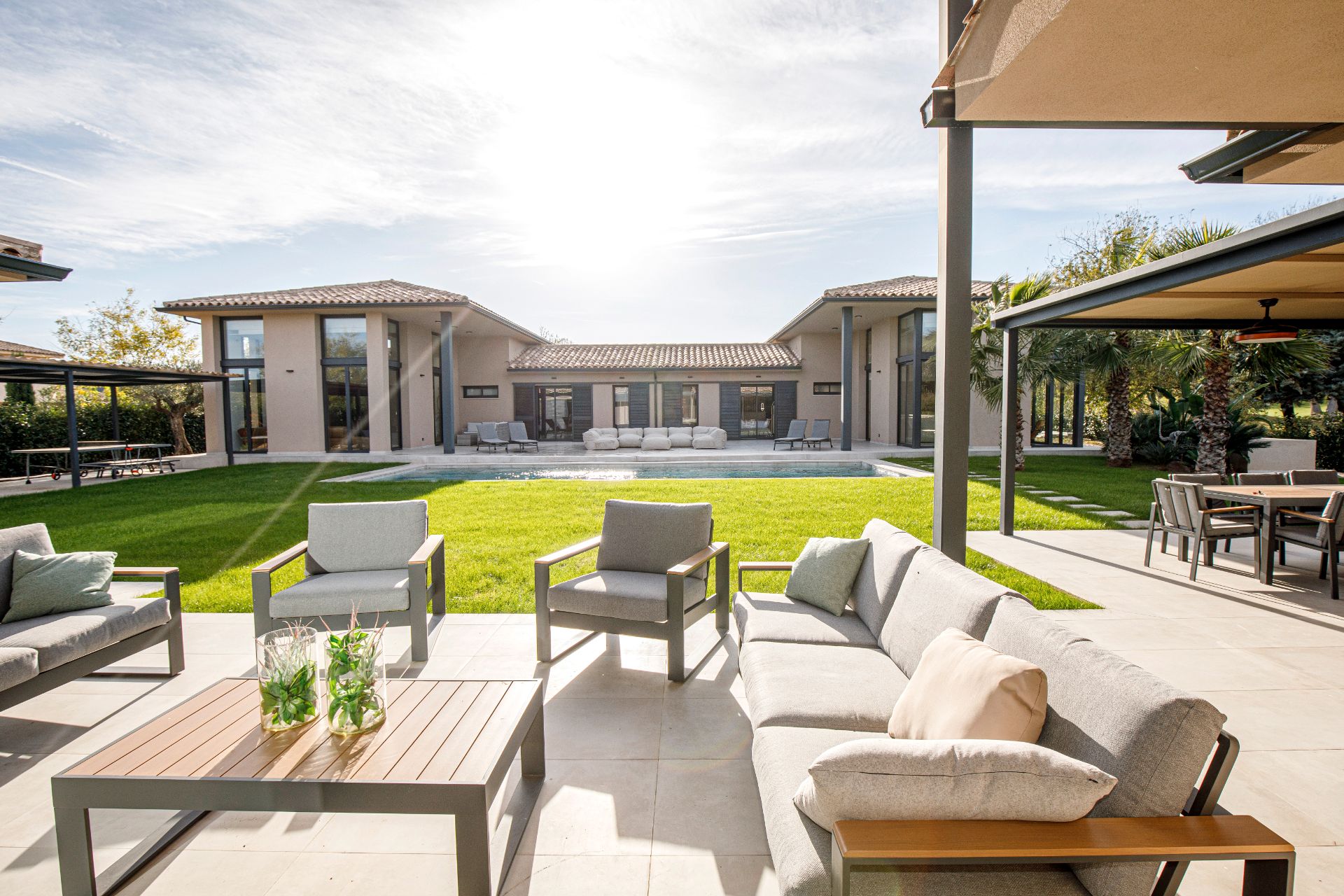 Terrassa de Casa o xalet en venda en Navata amb Aire condicionat, Calefacció i Jardí privat