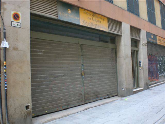Garaje en Alquiler en  CALLE REINA AMALIA, 20 en El Raval