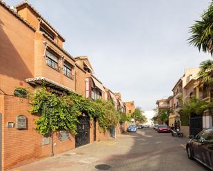 Exterior view of Single-family semi-detached for sale in  Granada Capital  with Terrace