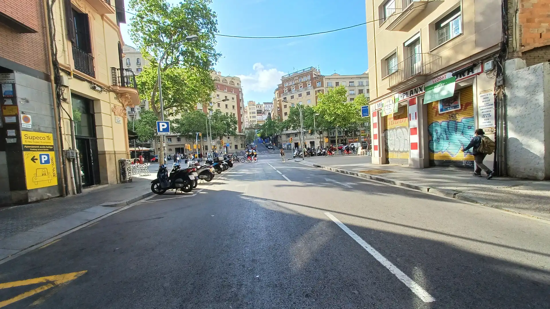Individual amb ascensor en venda a Carrer de Sant Pere d'Abanto 8, imagen 2