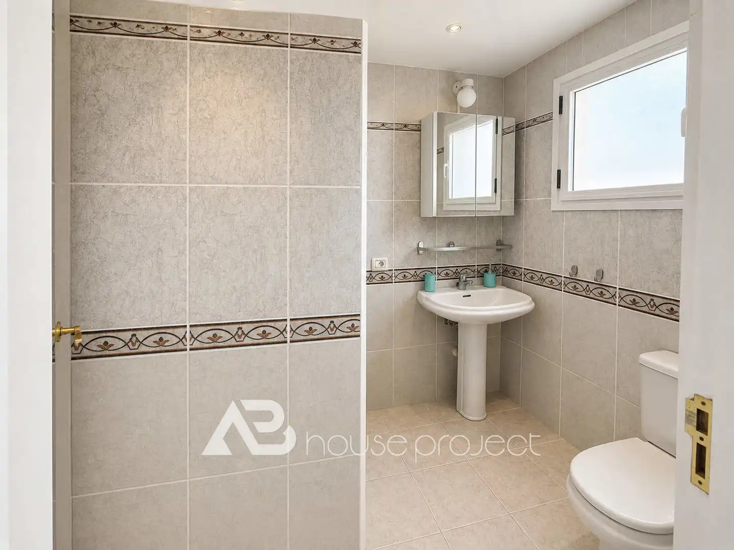 Bathroom of Houses for sale in San Miguel de Abona  with Air Conditioner, Private garden and Terrace
