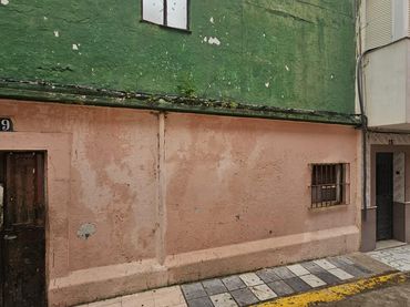 Flat for sale in Calle de Huesca