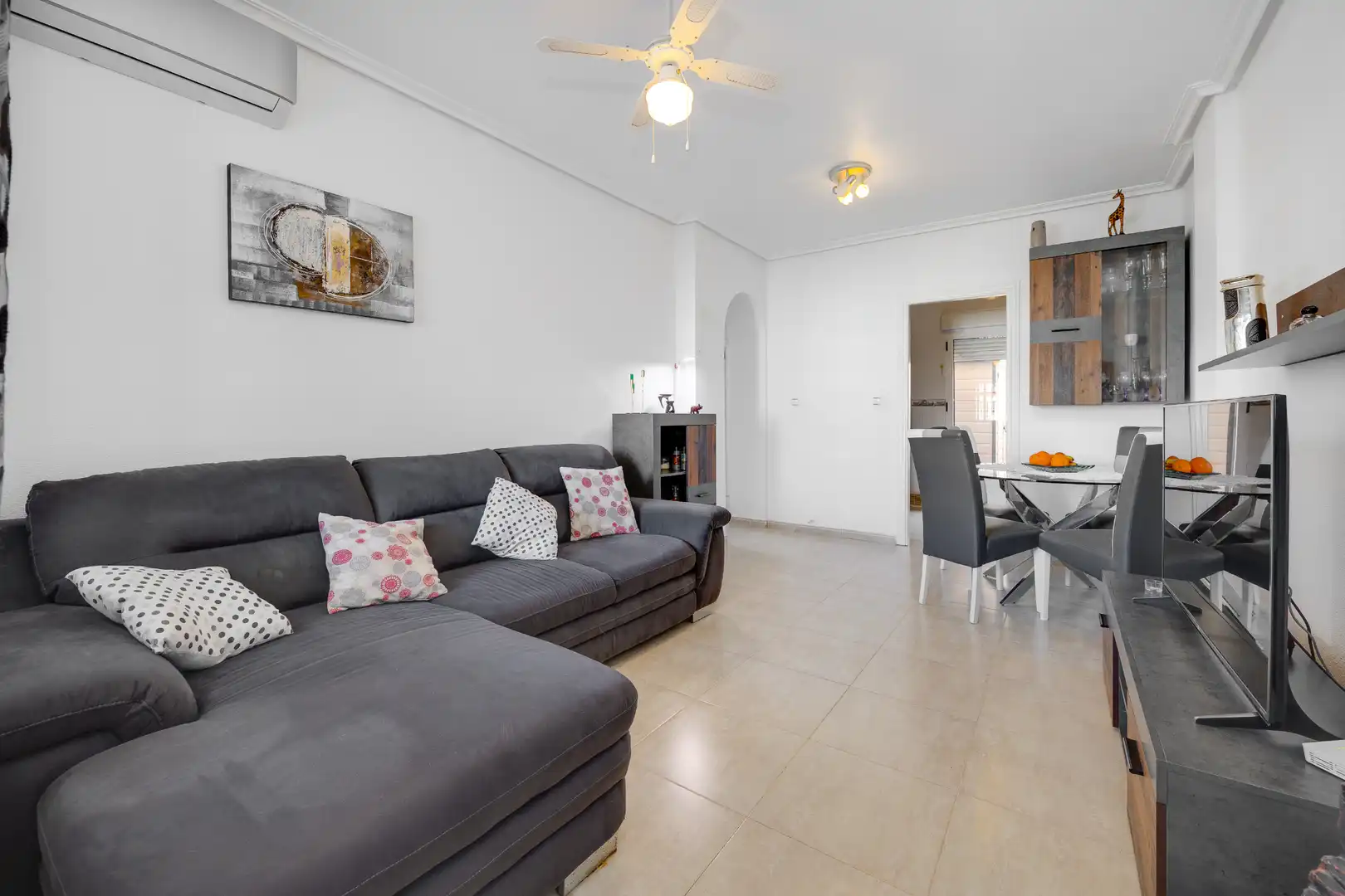 Sala d'estar de Pis en venda en Orihuela amb Aire condicionat, Jardí privat i Terrassa