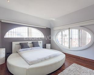 Bedroom of Attic for sale in  Barcelona Capital  with Air Conditioner, Heating and Terrace