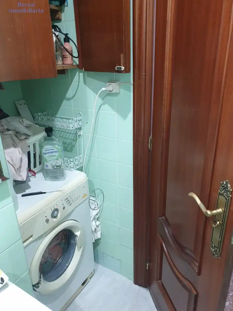Baño de Piso en venta en  Logroño con Calefacción y Terraza