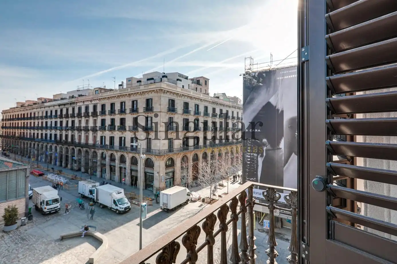 Vista exterior de Piso en venta en Barcelona con Aire acondicionado, Calefacción y Parquet