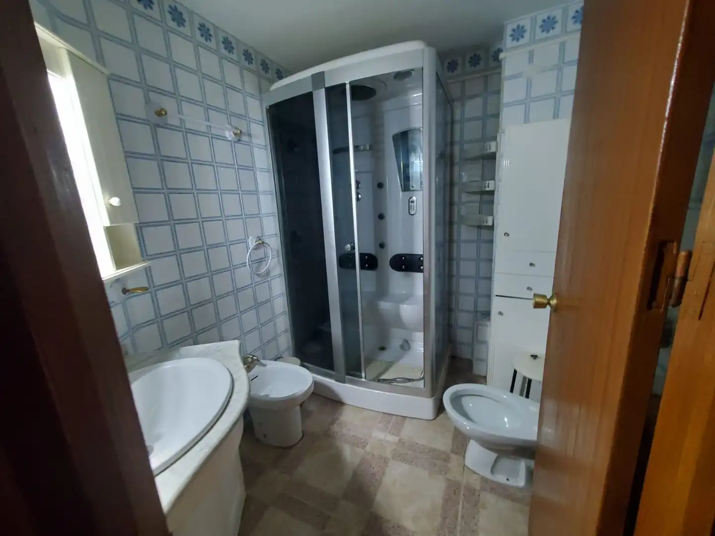 Baño de Piso en venta en Fuente el Fresno con Aire acondicionado, Calefacción y Terraza