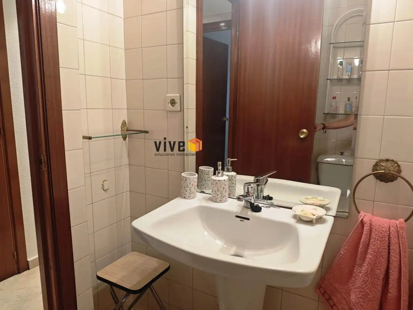 Baño de Piso de alquiler en Sevilla con Aire acondicionado, Terraza y Trastero