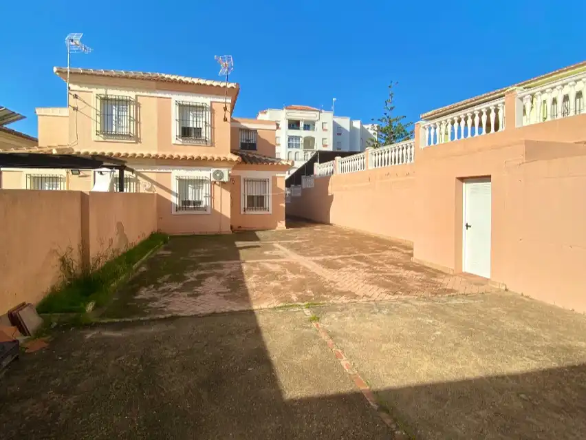 Habitatge amb jardí en venda a Sector S 16, imagen 9