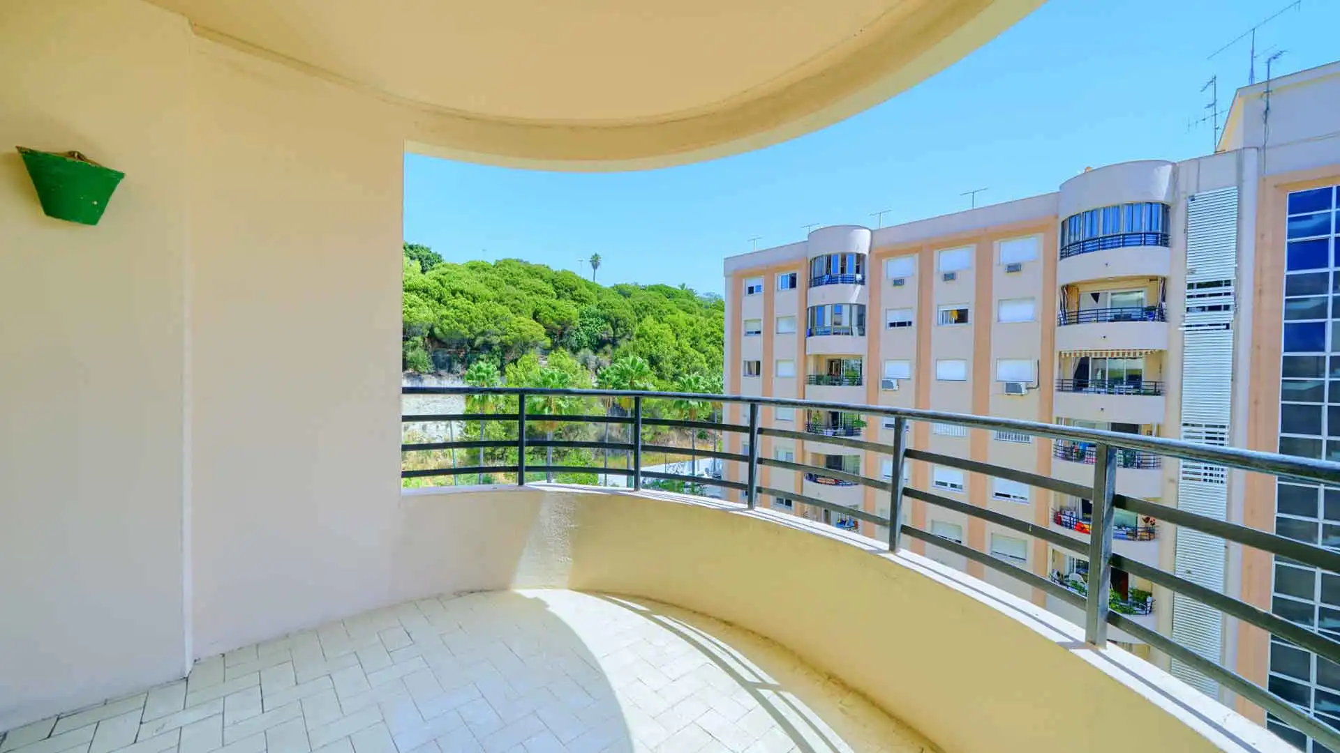 Terraza de Apartamento en venta en Marbella con Aire acondicionado, Terraza y Trastero