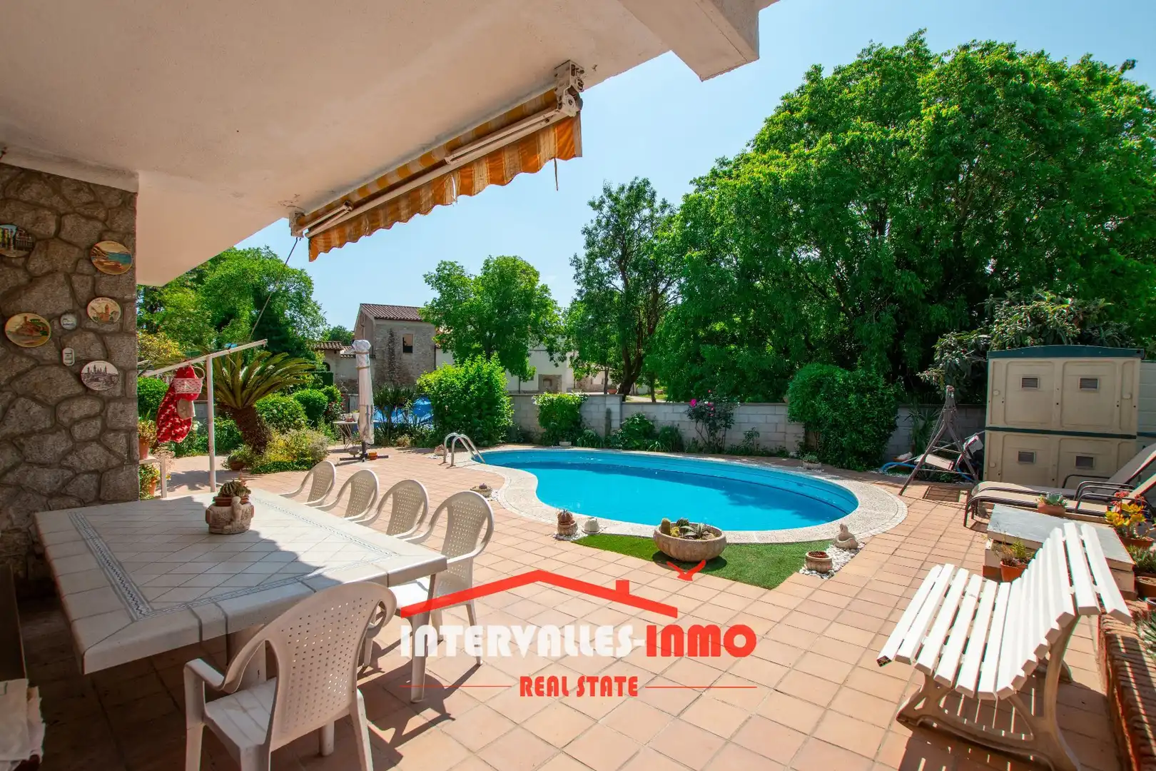 Vista exterior de Casa o chalet en venta en Palau-solità i Plegamans con Aire acondicionado, Calefacción y Jardín privado