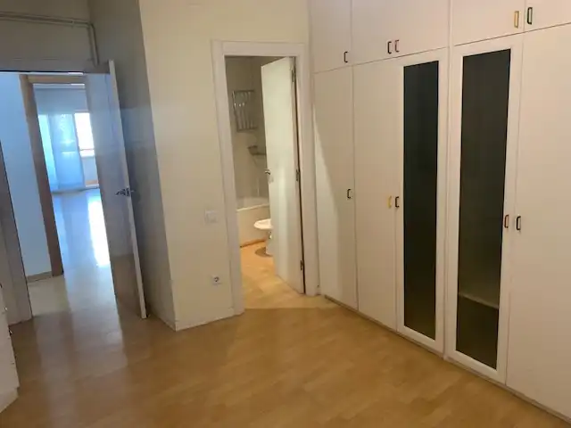 Schlafzimmer von Wohnung zum Verkauf in Badalona mit Klimaanlage, Heizung und Parkett