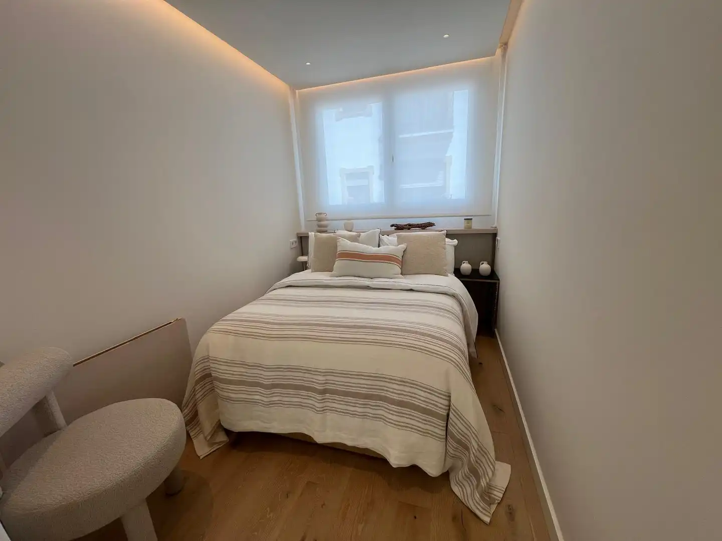 Dormitori de Casa adosada en venda en Estepona amb Aire condicionat, Calefacció i Terrassa
