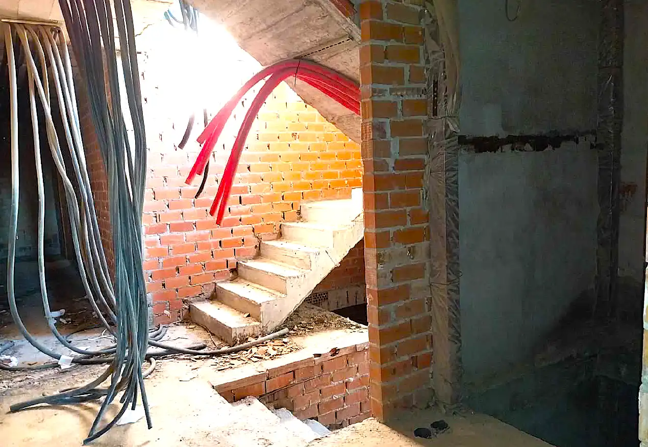 Edifici en venda a CARDENAL REIG, Centro de Especialidades