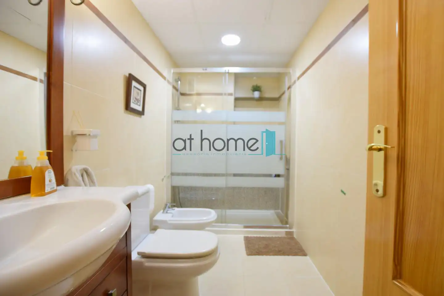 Flat for rent in Avinguda del País Valencià, Centro