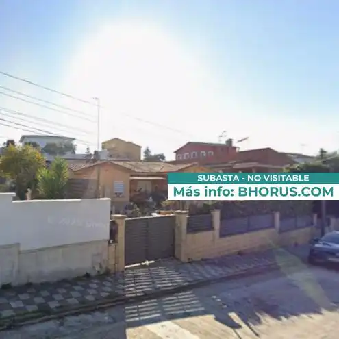 Casa con piscina en venta en Mig 10