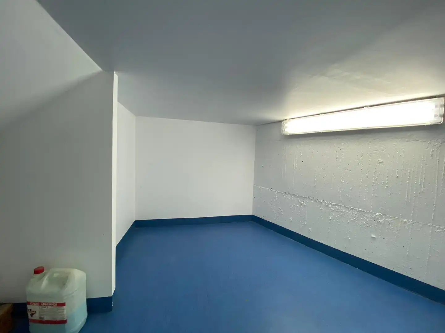 Nave industrial en venta en Torres de la Alameda