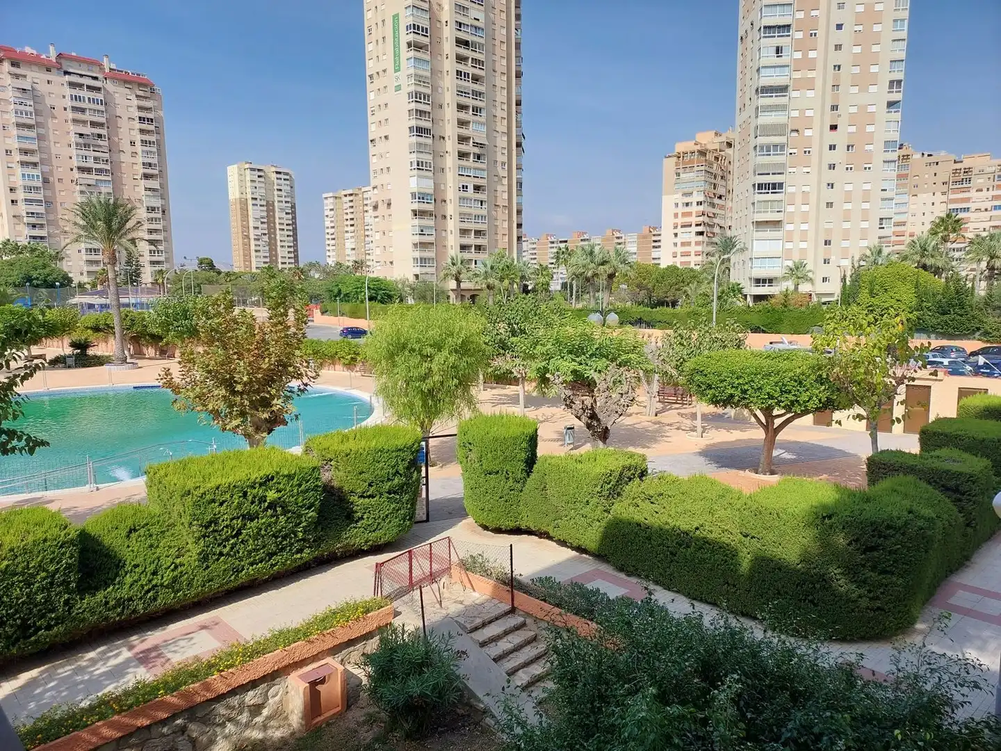 Exterior view of Flat for sale in El Campello  with Terrace, Furnished and Community pool