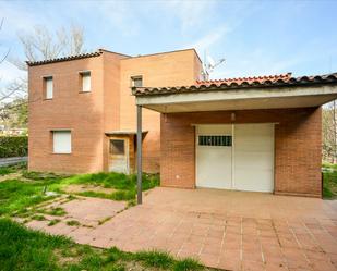 Exterior view of House or chalet for sale in Vidreres  with Private garden, Parquet flooring and Terrace