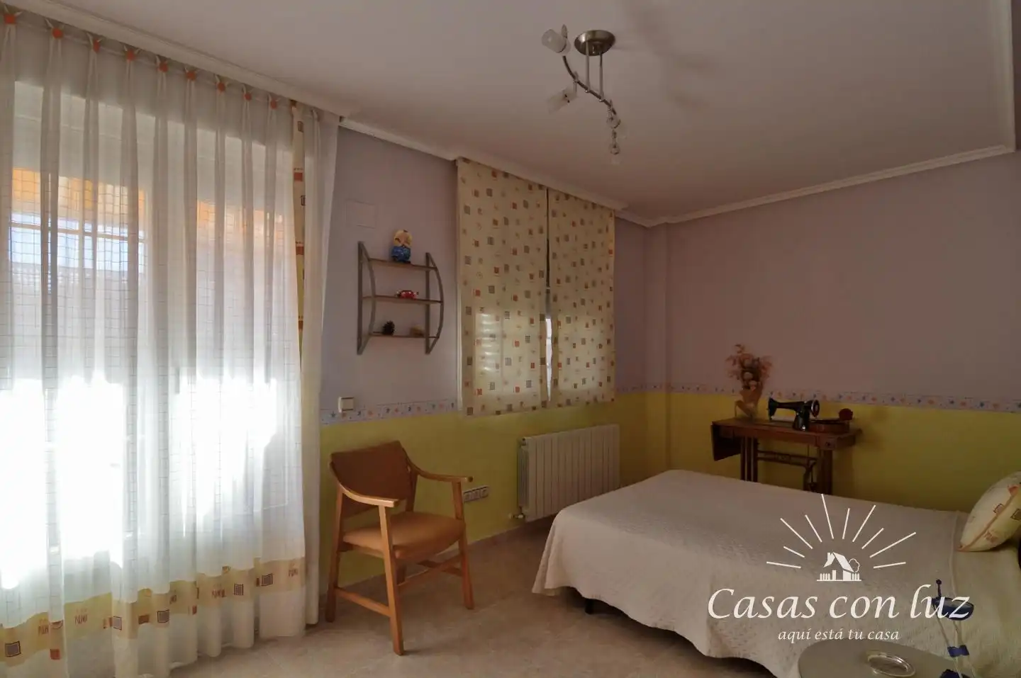 Dormitori de Casa adosada en venda en Barrios rurales del oeste