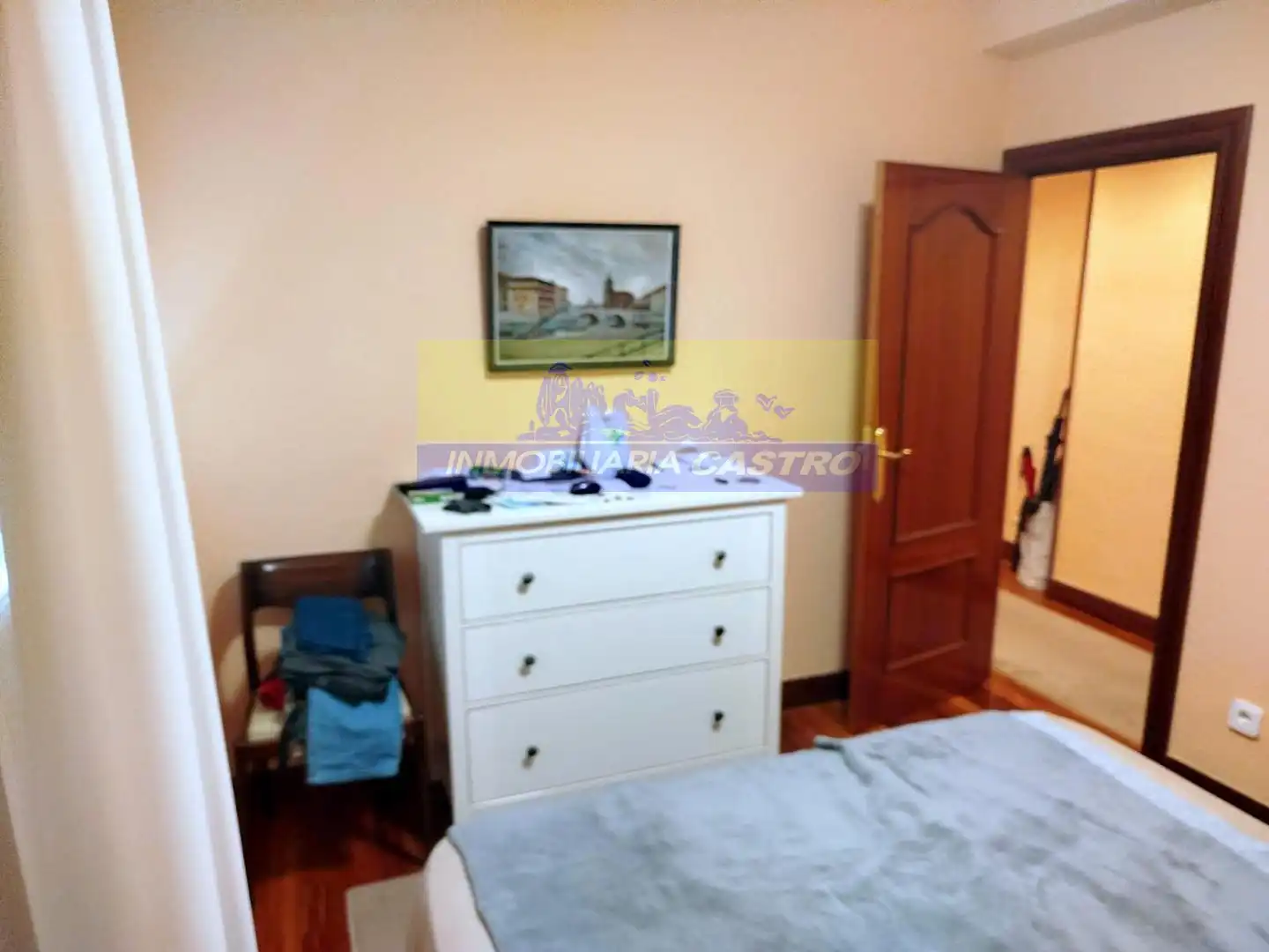 Habitación de Piso en venta en Castro-Urdiales con Calefacción, Trastero y Amueblado