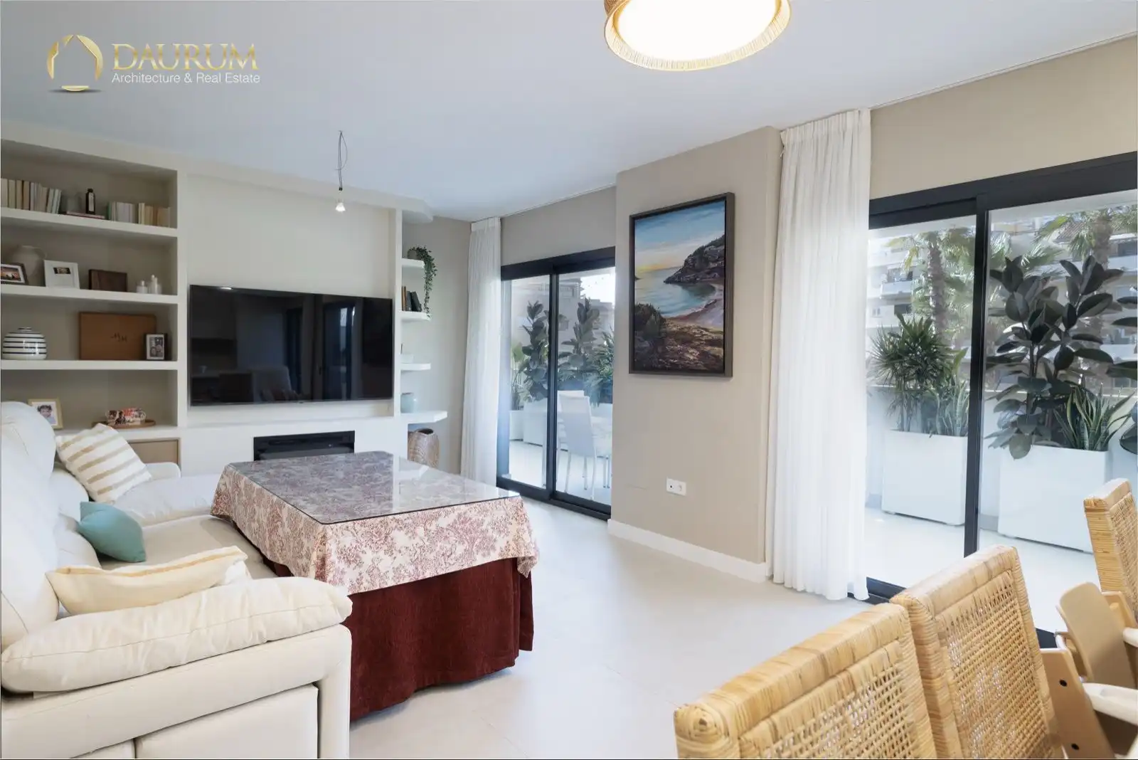 Flat with pool for sale in JUAN GOROSTIDI, imagen 2
