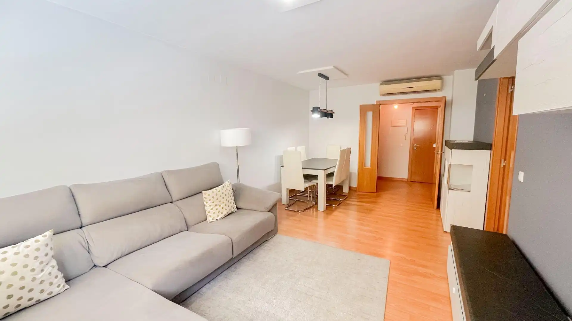 Sala de estar de Piso de alquiler en Massalfassar con Aire acondicionado y Balcón