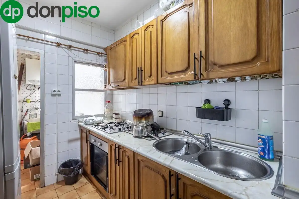 Cocina de Piso en venta en Granada