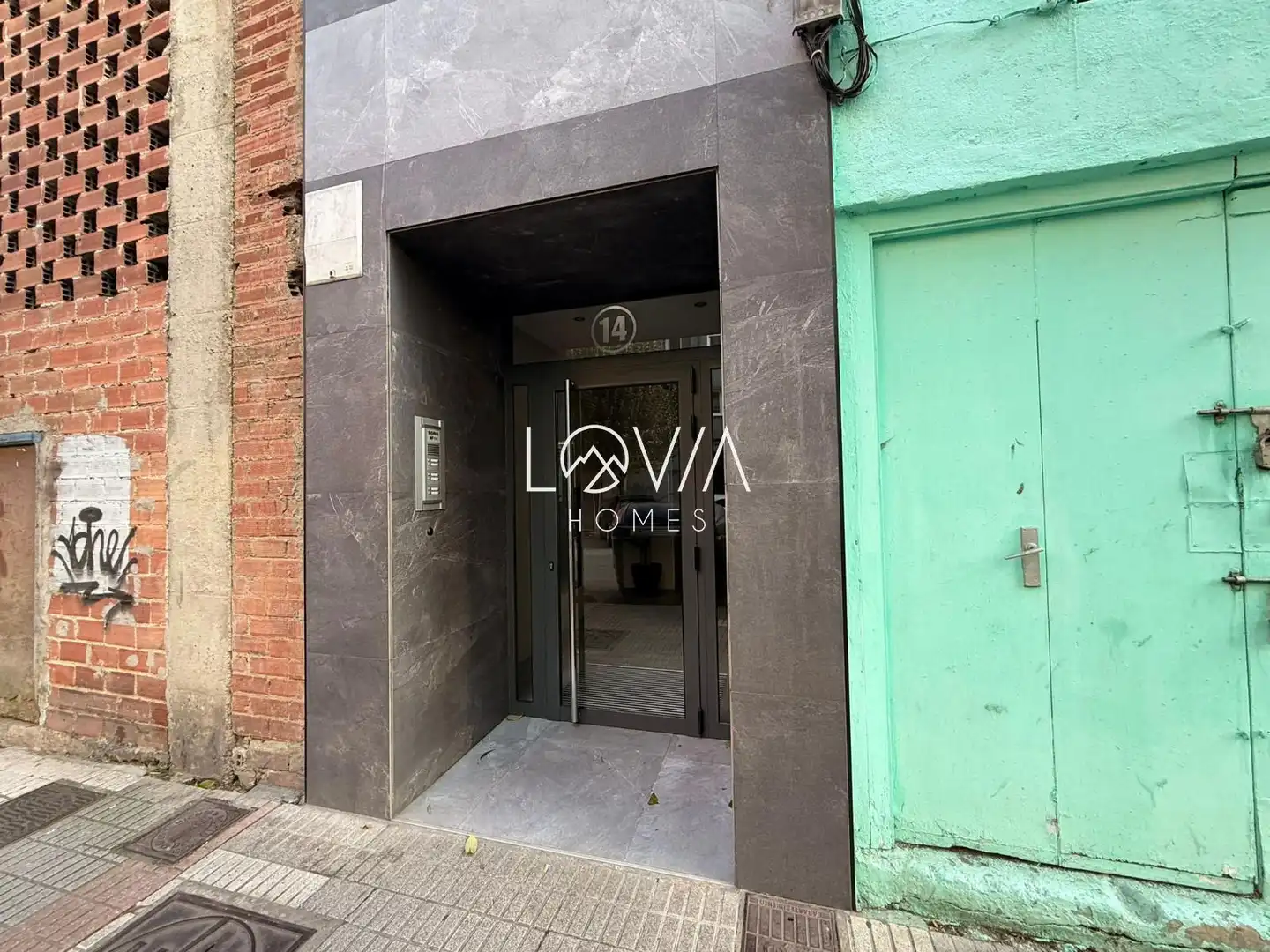 Außenansicht von Wohnung zum Verkauf in Gijón 