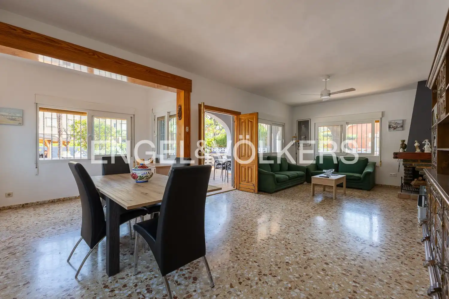 Vista exterior de Casa o chalet en venta en Dénia con Aire acondicionado, Calefacción y Jardín privado